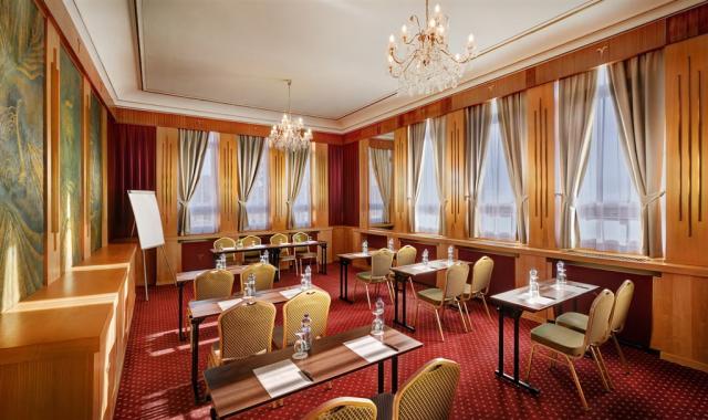 grandhotel-slovensko-stary-smokovec-konferencni-mistnost (2).jp
