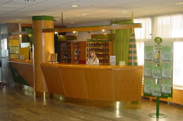 hotel-flora-trencianske-teplice-recepce.jpg