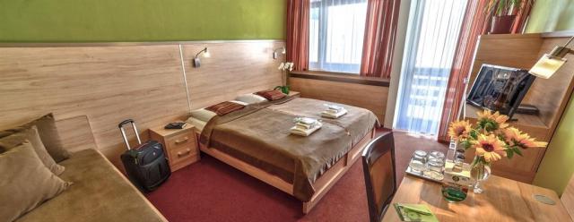 hotel-flora-trencianske-teplice-ubytovani-3.jpg