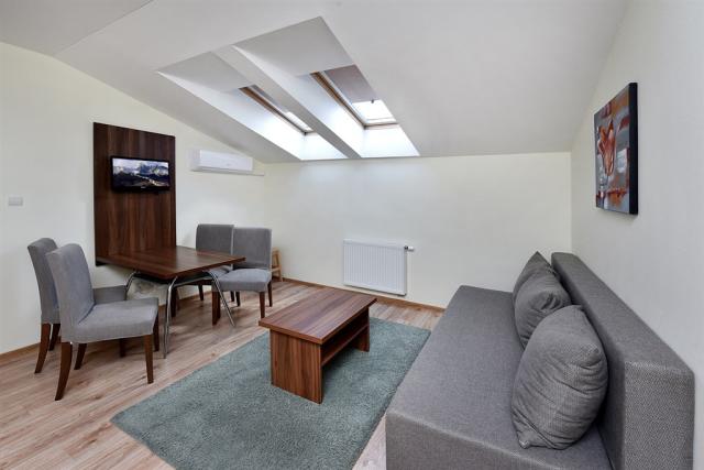 vila-julia-slovensko-tatranska-lomnice-triluzkovy-apartman (5).