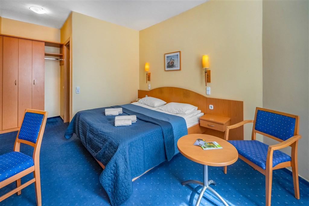 hotel-corvin-budapest-sisi-wing-double.JPG