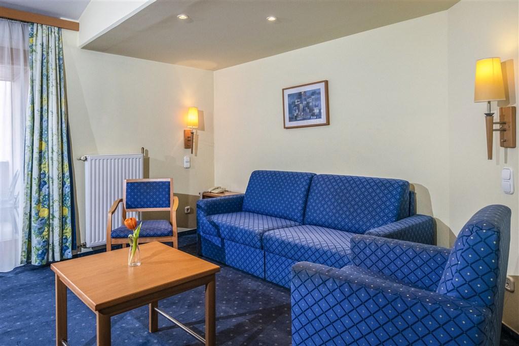 hotel-corvin-budapest-sisi-wing-suite2.jpg