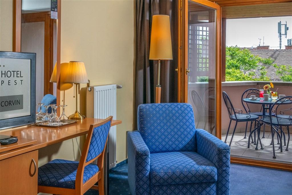 hotel-corvin-budapest-sisi-wing-suite1.JPG