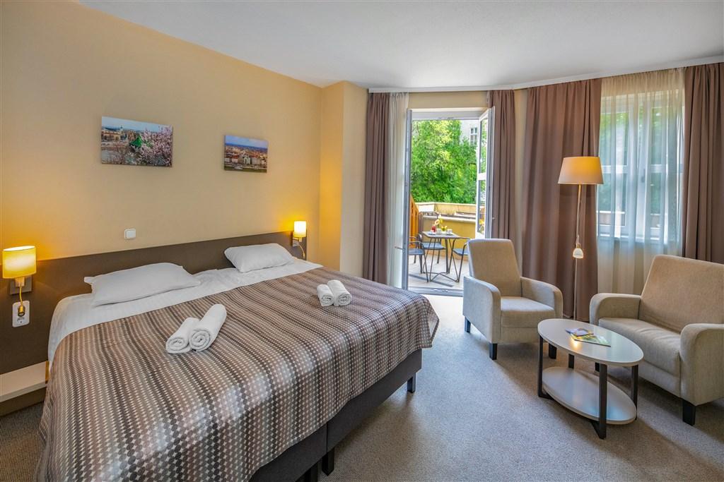 hotel-corvin-budapest-corvin-wing-superior.JPG