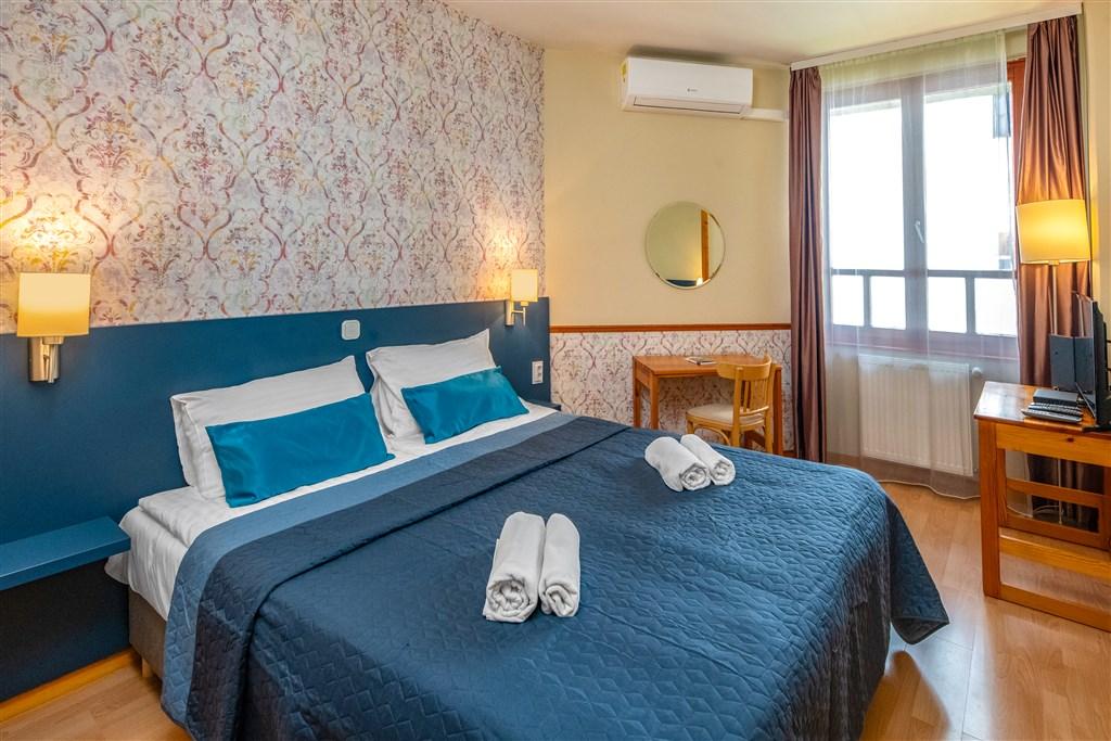 hotel-corvin-budapest-corvin-residence-pokoj.JPG