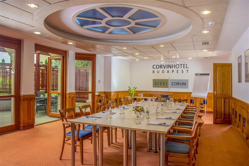 hotel-corvin-budapest-konferencni-mistnost-Fonix.jpg