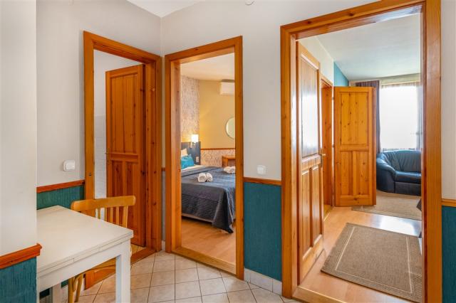 hotel-corvin-budapest-corvin-residence-chodba.JPG
