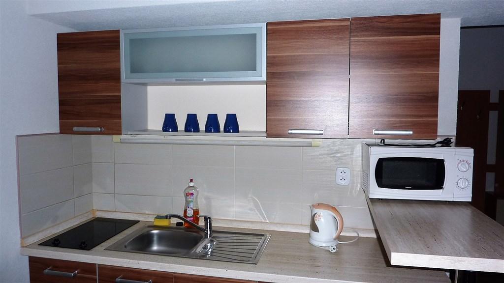 apartmany-liptov-liptovsky-mikulas-kuchyn.jpg