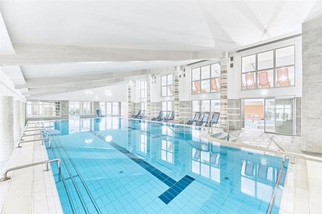 hotel-europa-fit-madarsko-heviz-wellness-vnitrni-bazeny (2).jpg