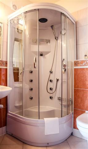 apartmany-relax-podhajska-slovensko-sprchovy-kout.jpg