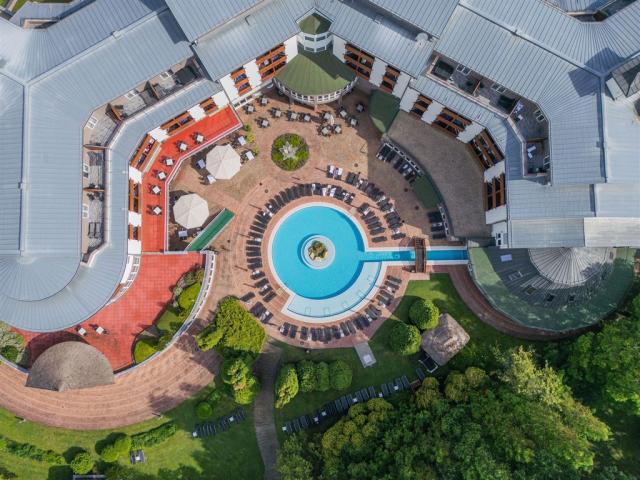 hotel-lotus-therme-heviz-letecky-snimek.JPG