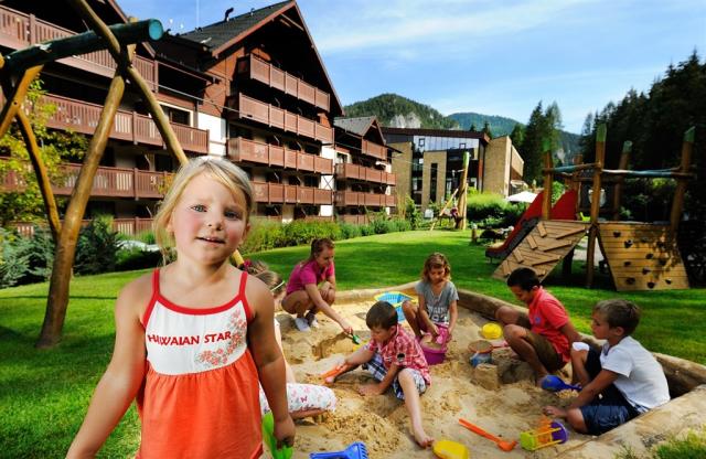 wellness-hotel-chopok-slovensko-jasná-detske-hriste-3.jpg