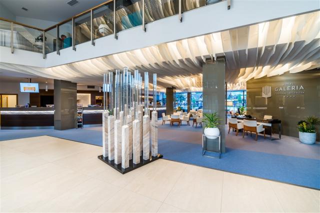 galeria-thermal-besenova-slovensko-besenova-lobby-bar-a-fresh-z