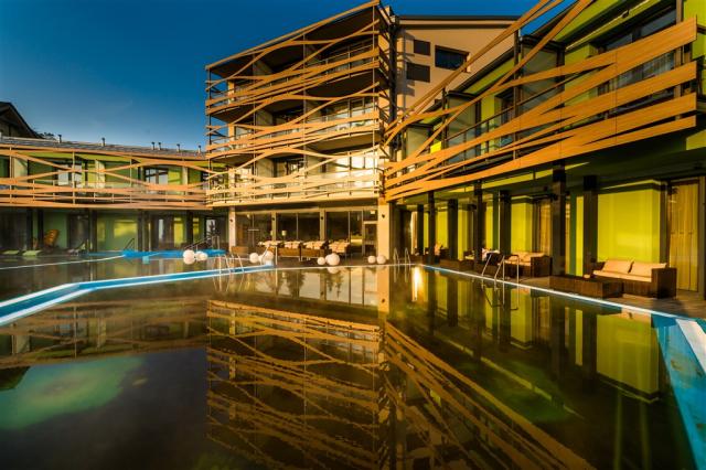 galeria-thermal-besenova-slovensko-besenova-exterier-hotelu-4.j