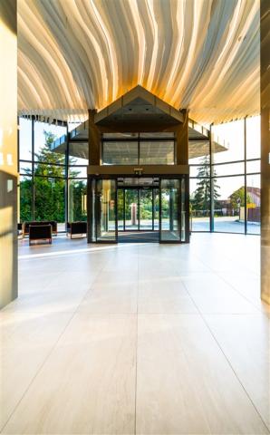galeria-thermal-besenova-slovensko-besenova-vchod-do-hotelu.jpg