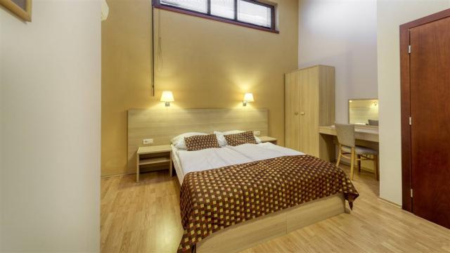 wellness-hotel-patince-slovensko-patince-rodinny-pokoj (3).jpg