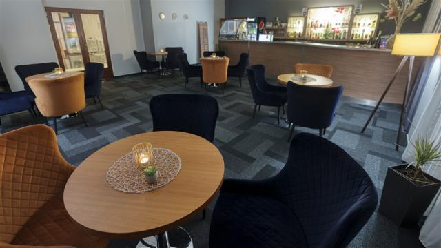 wellness-hotel-patince-slovensko-patince-lobby-bar1.jpg