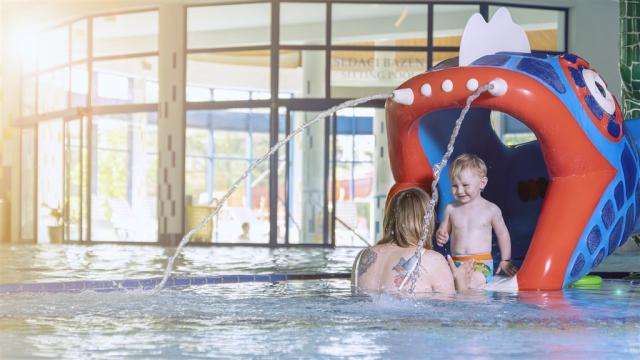 wellness-hotel-patince-slovensko-patince-bazen-pro-deti.jpg