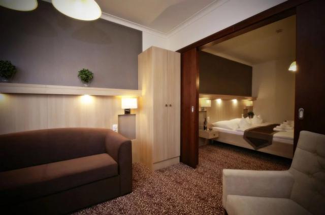hotel-xavin-madarsko-harkany-rodinny-apartman (3).png