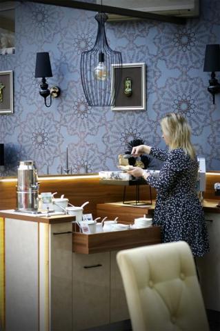 hotel-xavin-madarsko-harkany-restaurace-zimni-zahrada-snidane (