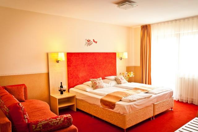 hotel-piroska-buk-bk04-pokoj-superior.jpg