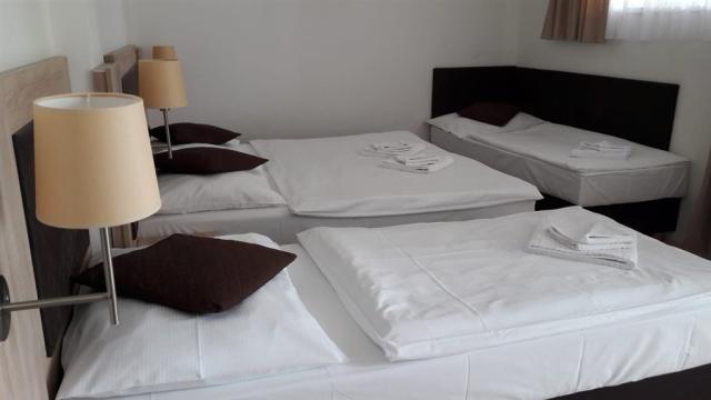 hotel-Lipno-Blizna-luzka-4luzkovy.jpeg