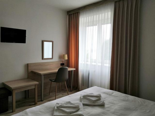 hotel-Lipno-Blizna-pokoj 2luzkovy.jpeg