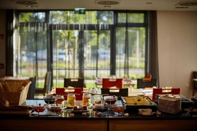 hotel-thermal-balance-lenti-le02-restaurace-3.jpg
