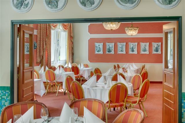 hotel-butterfly-ceska-republika-marianske-lazne-restaurace (2).