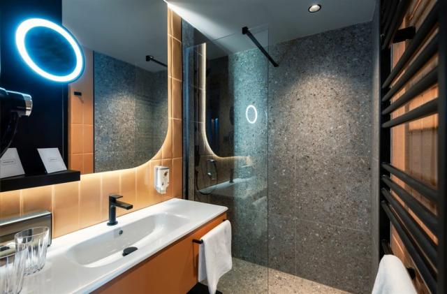 hotel-hunguest-buk-madarsko-buk-dvouluzkovy-pokoj-classic-vycho