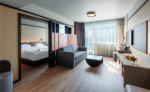 hotel-hunguest-buk-madarsko-buk-dvouluzkovy-pokoj-junior-suite-