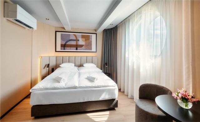 hotel-hunguest-buk-madarsko-buk-dvouluzkovy-apartman-vychodni-k
