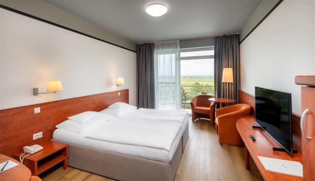 hotel-hunguest-buk-madarsko-buk-dvouluzkovy-pokoj-superior-zapa