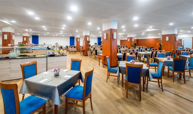 hotel-hunguest-buk-madarsko-buk-restaurace-zapadni-kridlo (2).j