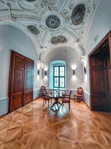 zamecky-hotel-trest-ceska-republika-trest-barokni-salonek1.jpg