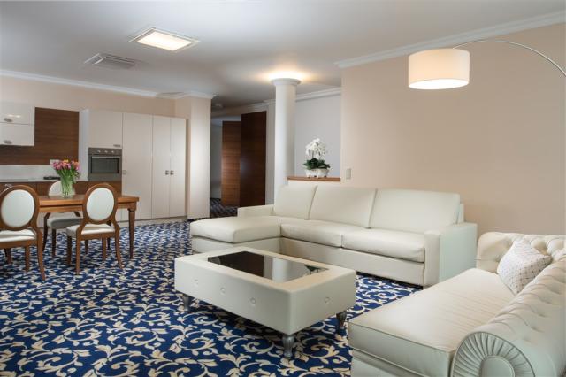 grandhotel-nabokov-ceska-republika-marianske-lazne-apartman (4)
