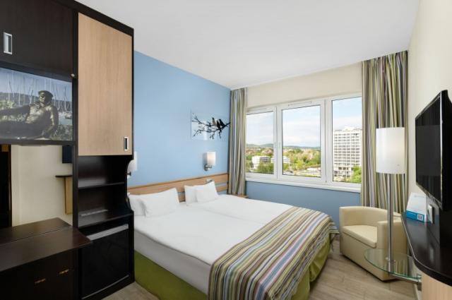 hotel-danubius-marina-madarsko-balatonfured-pokoj-superior-s-pr