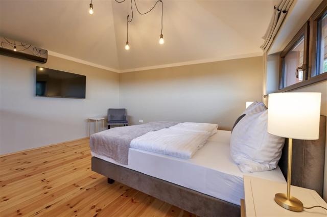 hotel-queens-ceska-republika-marianske-lazne-pokoj-queens-suite