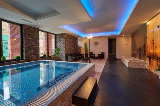 hotel-queens-ceska-republika-marianske-lazne-wellness.jpg