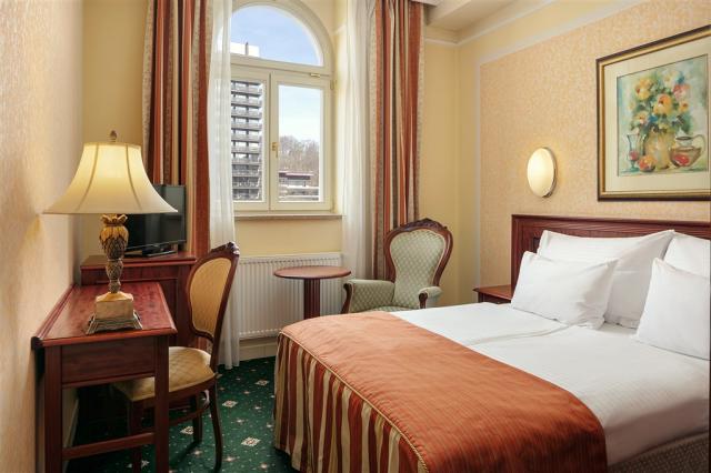 humboldt-park-hotel-spa-ceska-republika-karlovy-vary-dvouluzkov