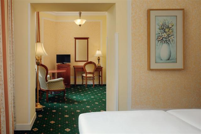 humboldt-park-hotel-spa-ceska-republika-karlovy-vary-dvouluzkov