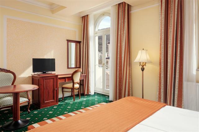 humboldt-park-hotel-spa-ceska-republika-karlovy-vary-dvouluzkov