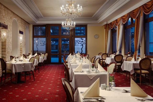 humboldt-park-hotel-spa-ceska-republika-karlovy-vary-restaurace