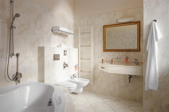 humboldt-park-hotel-spa-ceska-republika-karlovy-vary-dvouluzkov