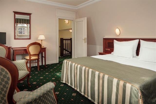 humboldt-park-hotel-spa-ceska-republika-karlovy-vary-dvouluzkov