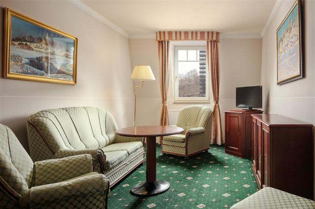 humboldt-park-hotel-spa-ceska-republika-karlovy-vary-dvouluzkov