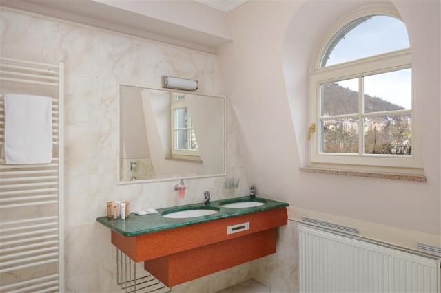 humboldt-park-hotel-spa-ceska-republika-karlovy-vary-dvouluzkov