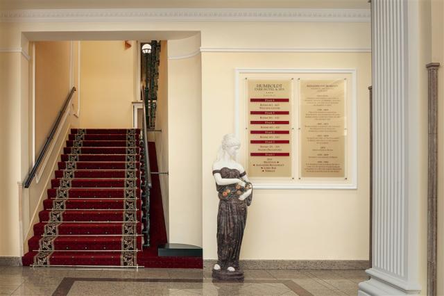 humboldt-park-hotel-spa-ceska-republika-karlovy-vary-interier.j