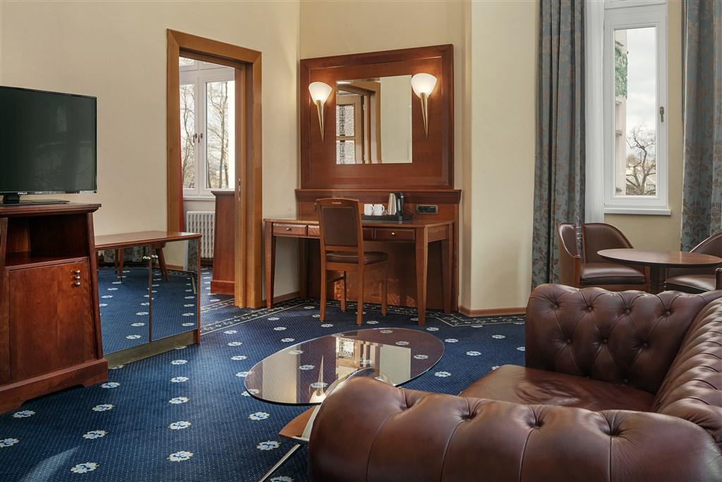 villa-smetana-ceska-republika-karlovy-vary-suite (2).jpg