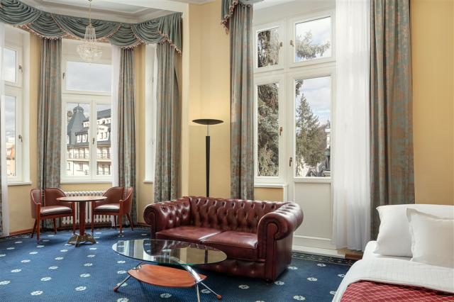 villa-smetana-ceska-republika-karlovy-vary-suite.jpg